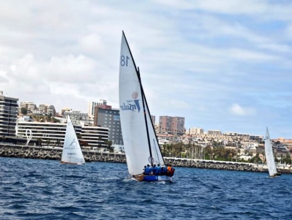 Vela Latina Canaria: Cinco botes sobreviven a la tercera ronda del Torneo Eliminatorio Fundación La Caja de Canarias