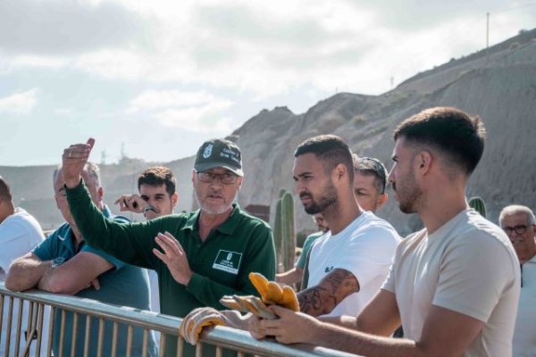 Los jugadores de la UD Las Palmas comprometidos con la biodiversidad de Gran Canaria