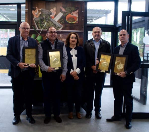 Burro Safari Las Tirajanas se lleva el premio al mejor aceite de oliva virgen extra de Gran Canaria