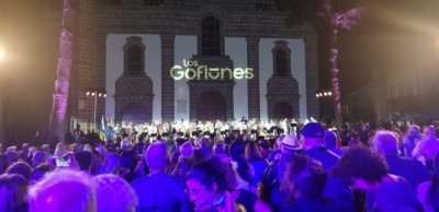 El Pino 2022 comenz&oacute; con un multitudinario preg&oacute;n musical de &lsquo;Los Gofiones&rsquo; (V&iacute;deo)