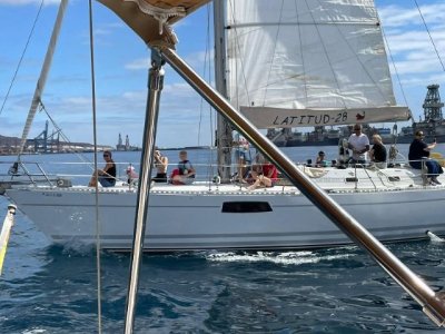 Jornada de Convivencia en el Real Club N&aacute;utico con un colectivo de desplazados de Ucrania