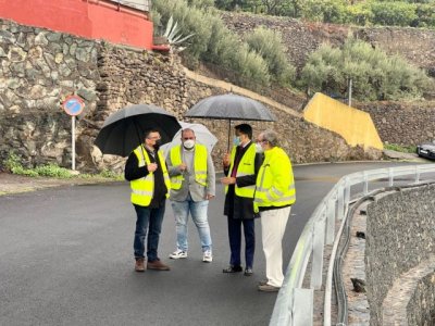 El vicepresidente visita Valsequillo para ver el resultado de la obra realizada por el Cabildo