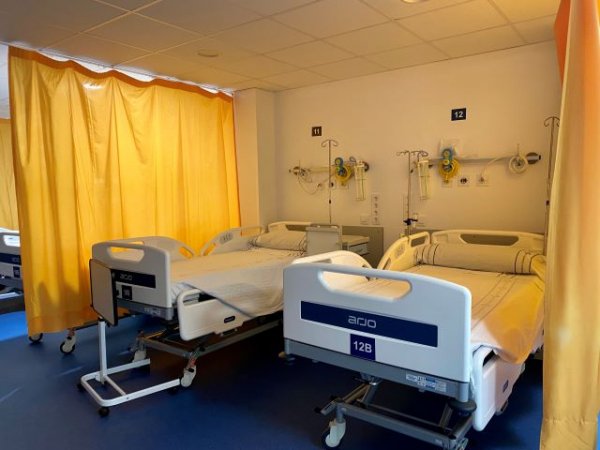 El Hospital de La Candelaria amplía el servicio de Urgencias con un nuevo área de 25 camas