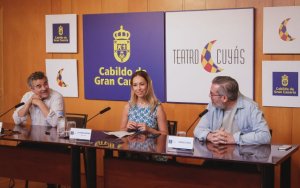 Eduard Fernández recuerda a su madre protagonizando en el Cuyás &#039;Todas las canciones de amor&#039;