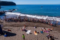 G&aacute;ldar despide 2021 con energ&iacute;a positiva y a 25 grados en una nueva edici&oacute;n de la &lsquo;SwimSilvestre&rsquo;