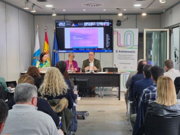 Poli Suárez y su equipo se reúnen con el Consejo Escolar de Canarias para fijar líneas de trabajo