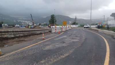 Obras Públicas cierra la entrada de la glorieta de Cruz Roja para seguir las obras de la circunvalación de Arucas