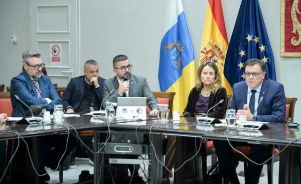 Manuel Miranda tiende la mano a la oposición para refrendar el consenso técnico alcanzado sobre la Ley del Suelo