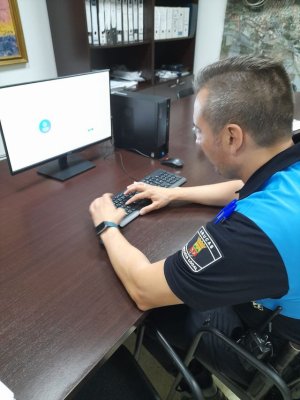 Arucas: La Federación Canaria de Municipios (FECAM) ha hecho entrega de un equipo informático a la Policía Local de Arucas