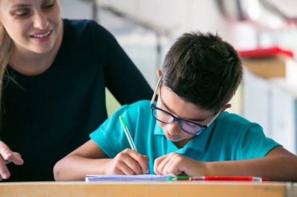 Educación y sindicatos aprueban tres procedimientos selectivos de estabilización para el personal docente