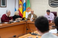 Turismo lidera reuniones con los ayuntamientos canarios para ayudarles a implantar la Ley del vacacional