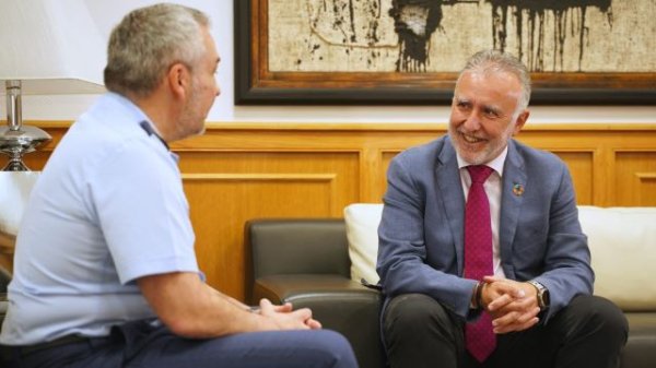 Torres recibe al nuevo jefe del Mando Aéreo de Canarias