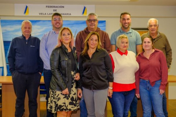 La Federación de Vela Latina Canaria presenta su nueva junta de gobierno bajo la presidencia de María del Carmen Aragonés