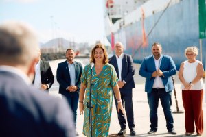 Beatriz Calzada inaugura la ampliación del Muelle de Naos en el Puerto de Arrecife