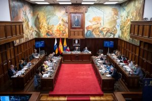 El Cabildo recupera la memoria de 35 miembros de su personal que fueron víctimas de depuraciones durante la Guerra Civil y la Dictadura