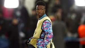 El apag&oacute;n de Vin&iacute;cius ante el deslumbrante Mbapp&eacute;