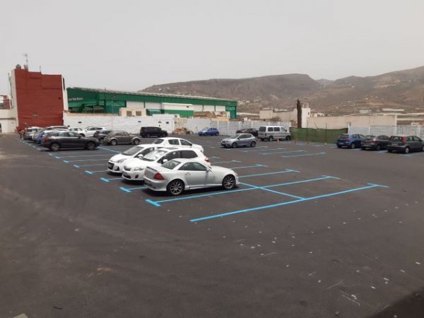 G&aacute;ldar: Cierre puntual por obras de mejora en el parquin de La Quinta junto al Polideportivo Municipal