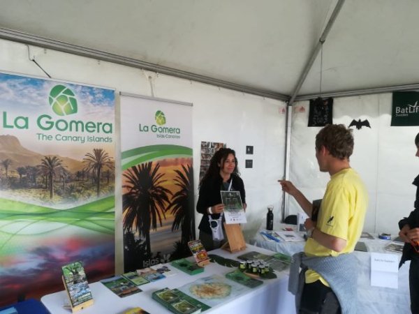 La Gomera diversifica su oferta como destino apostando por el turismo ornitológico