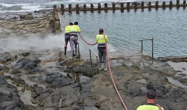 Gáldar: Efectuada la limpieza de la piscina del Agujero