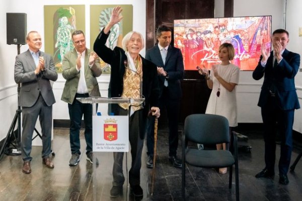 El centro Cultural de la Villa de Agaete ha inaugurado la exposición que sirve de pistoletazo de salida a las primeras jornadas &#039;’Reencuentro: Agaete a Pepe Dámaso’