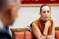 Jéssica de León destaca el descenso histórico del desempleo entre los mayores de 45 años en Canarias