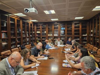 Poli Su&aacute;rez reitera a los sindicatos su compromiso con el profesorado de FP