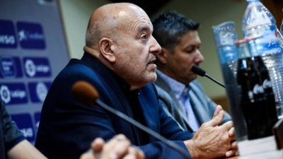 Miguel Concepci&oacute;n, reelegido sin oposici&oacute;n como presidente del Tenerife