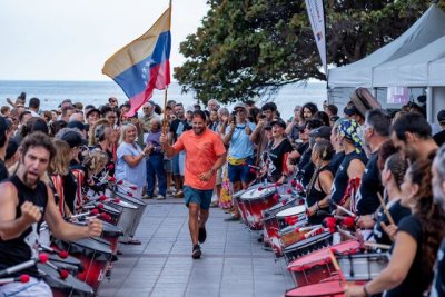 Windsurf: El Wind&amp;Waves Festival inaugura una nueva edici&oacute;n con el desfile internacional de los mejores riders del mundo en El M&eacute;dano