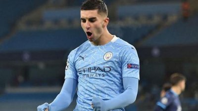 Ferran Torres ve con buenos ojos su posible fichaje por el Barcelona