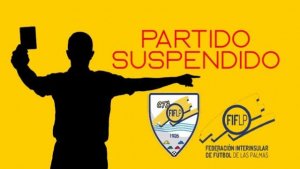 Un partido de Primera Aficionado suspendido por incidentes relacionados con el trío arbitral