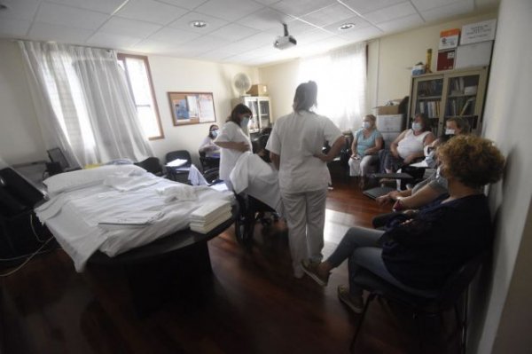 La Gerencia de Atención Primaria de Tenerife organiza un taller orientado a personas cuidadoras