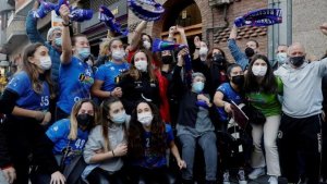 Un club de balonmano reparte 150 millones del 2&ordm; premio en Bizkaia