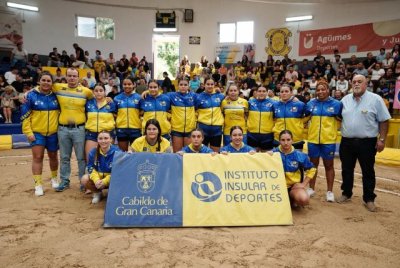 La Selección de Gran Canaria conquista el I Torneo Isabel Lozano de Lucha Canaria