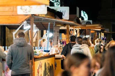Abre sus puertas el Mercado Navide&ntilde;o G&aacute;ldar XMAS Market en la calle Fernando Guanarteme