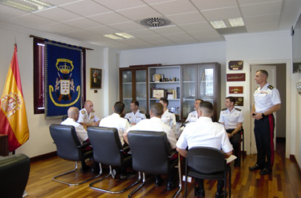 Primera visita oficial del General de la Fuerza de Protección de la Armada a la Unidad de Seguridad de Canarias