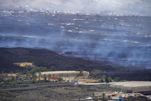 Economía moviliza el quinto pago para los negocios afectados por la erupción palmera