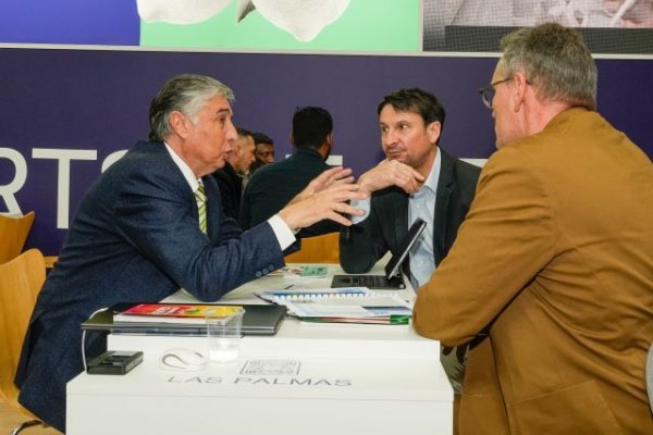 Puertos de Las Palmas se posiciona como el tercer puerto español en el tráfico de frutas, verduras y hortalizas