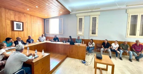 La Gomera: Cabildo, Ayuntamiento de Valle Gran Rey y vecinos acuerdan avanzar en un plan integral de accesibilidad para La Calera