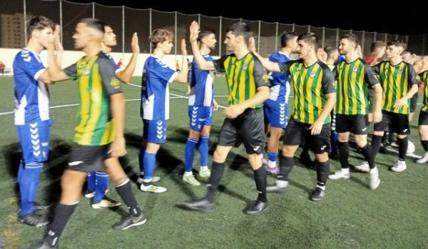 Fútbol 1ª Regional: (2-2) Empate entre el Sporting San José y el San Isidro en el EM Chano Cruz