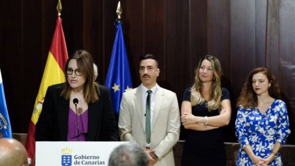 Candelaria Delgado fija como prioridad el desarrollo de la Ley de Servicios Sociales