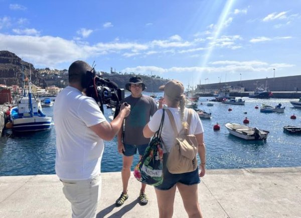 Turismo de La Gomera se une a Viajeros Cuatro para promocionar la isla