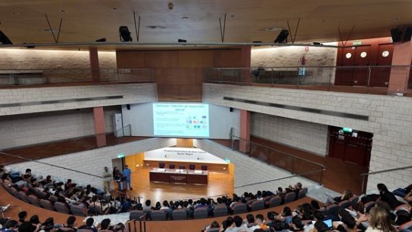 El Hospital Doctor Negr&iacute;n forma a m&aacute;s de 160 escolares en la prevenci&oacute;n de las infecciones de transmisi&oacute;n sexual