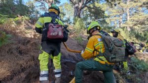 Los EIRIF forman en La Palma a agentes forestales de Madeira en la lucha y prevención de incendios