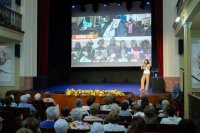 Gáldar: El Teatro Consistorial se llena en una jornada solidaria con el alumnado del CEPA y con Yeray Rodríguez