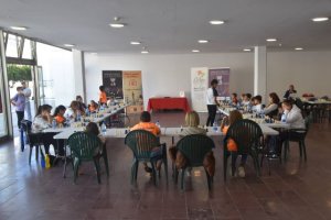 Éxito de participación en la simultánea “Ajedrez para todas”