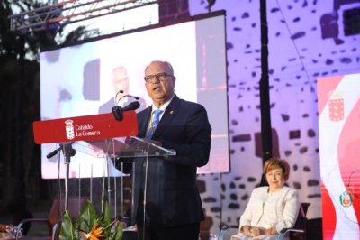 La Gomera: Curbelo apela a la defensa de los valores de unidad ante los desaf&iacute;os sociales y econ&oacute;micos del mundo
