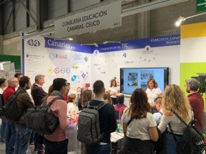 Canarias muestra en SIMO sus propuestas innovadoras aplicadas a los procesos de enseñanza-aprendizaje