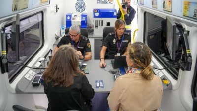 La oficina itinerante de la Policía Nacional llega a Gáldar el 28 de octubre para solicitar o renovar el DNI