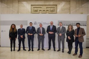Franquis acuerda con el Ministerio de Transportes que el Gobierno canario coordine la gratuidad del transporte