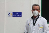 El Hospital Insular de Lanzarote rinde homenaje a su director Domingo de Guzm&aacute;n en el d&iacute;a de su jubilaci&oacute;n